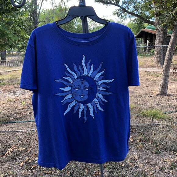 Modern Lux Sun Moon Graphic Blue T-shirt, Size XL - Picture 1 of 7